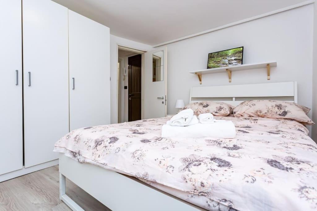 Apartment Adorno 2 - Affitti Brevi Italia ジェノヴァ エクステリア 写真